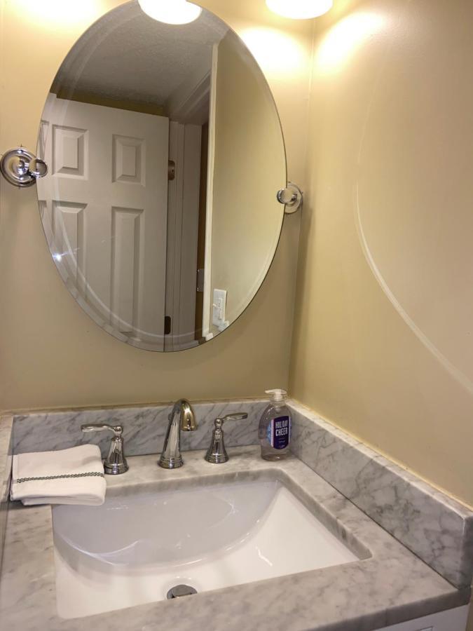 דורהאם Modern 3-Bedroom, Big Fence Yard, Pets Stay Free מראה חיצוני תמונה