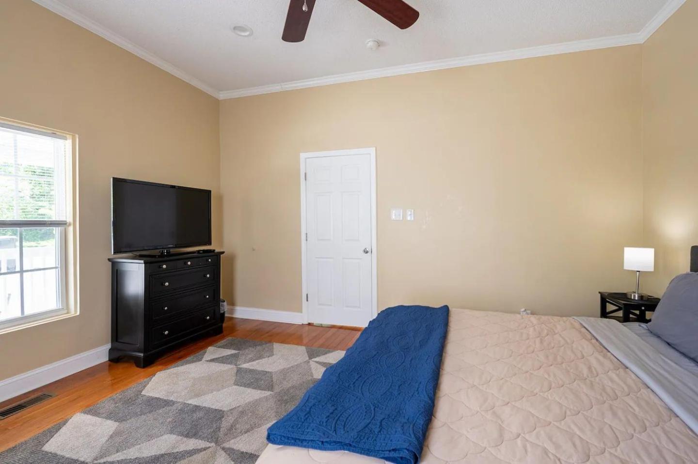 דורהאם Modern 3-Bedroom, Big Fence Yard, Pets Stay Free מראה חיצוני תמונה